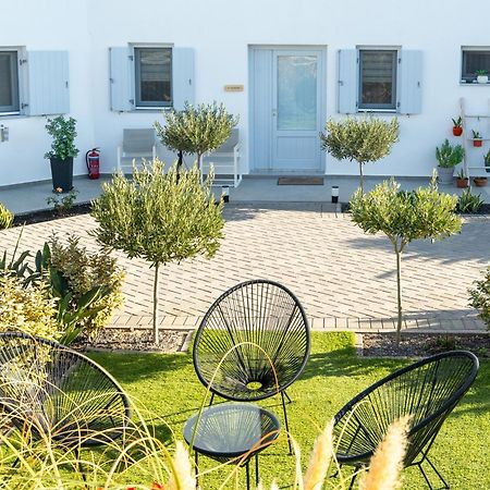 Sn Santorini Apartments Kamari  Exterior photo