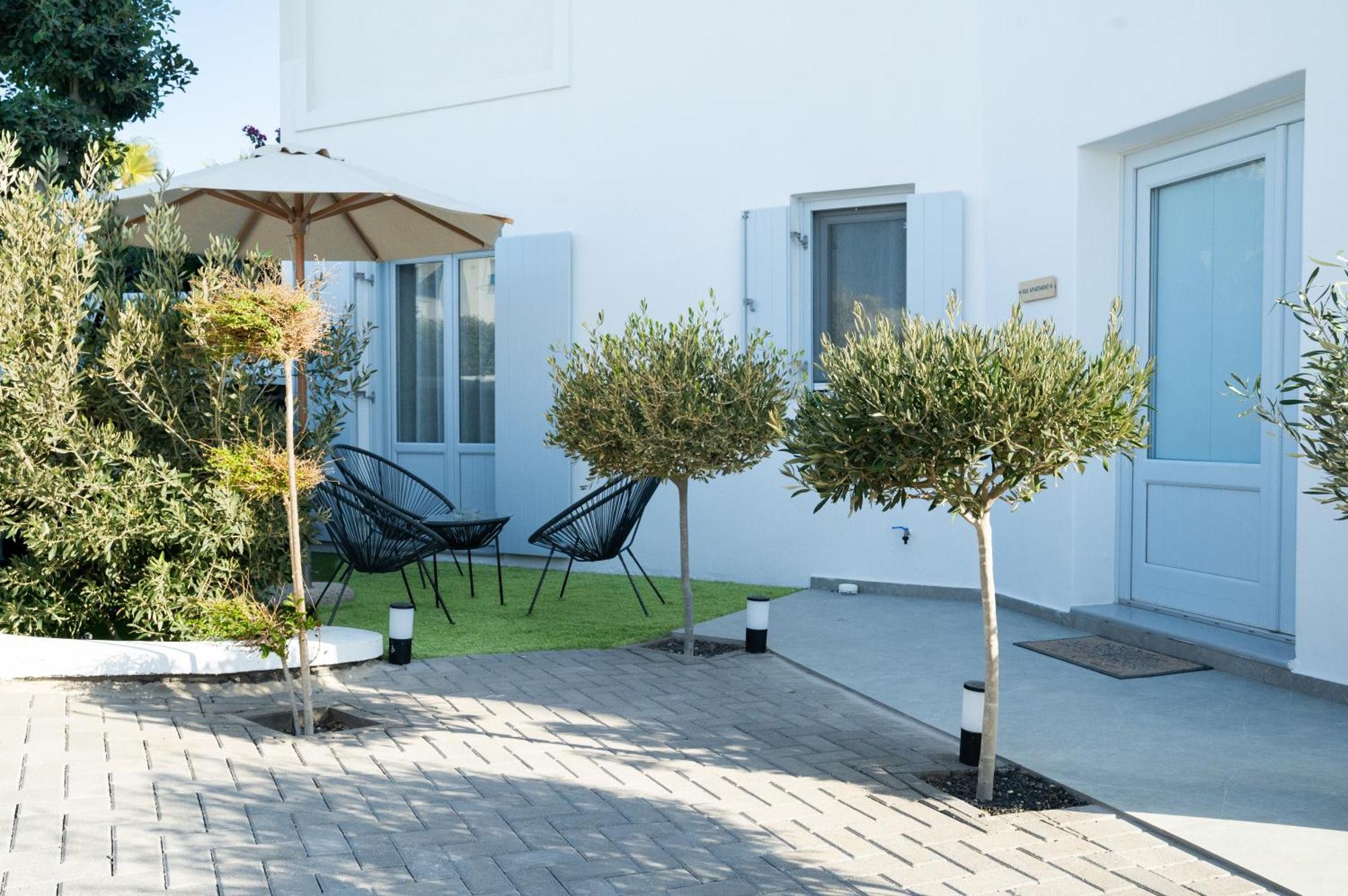 Sn Santorini Apartments Kamari  Exterior photo